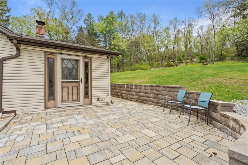 758 Pierson Run Road Pittsburgh, PA 15239 - Photo 4 of 34 Gallery Image 4