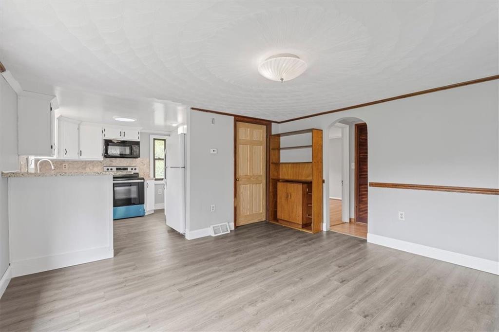 758 Pierson Run Road Pittsburgh, PA 15239 - Photo 8 of 34 Gallery Image 8