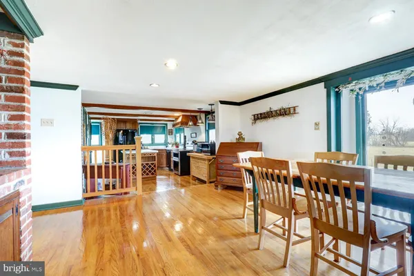 $899,800 | 44 Frogtown Road, Paradise, PA 17562