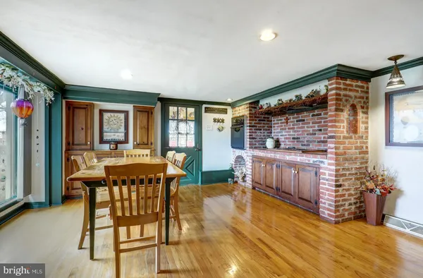 $899,800 | 44 Frogtown Road, Paradise, PA 17562