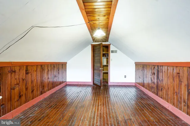 $964,800 | 44 Frogtown Road, Paradise, PA 17562