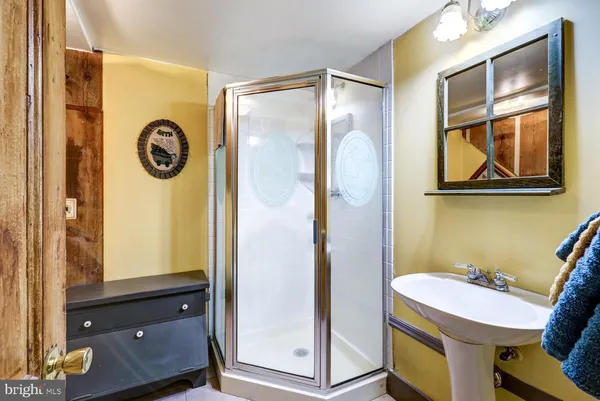 $899,800 | 44 Frogtown Road, Paradise, PA 17562