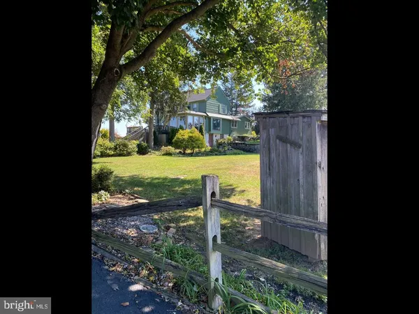 $899,800 | 44 Frogtown Road, Paradise, PA 17562