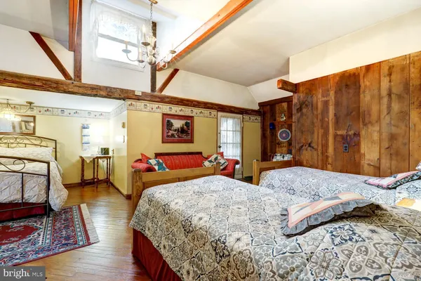 $899,800 | 44 Frogtown Road, Paradise, PA 17562