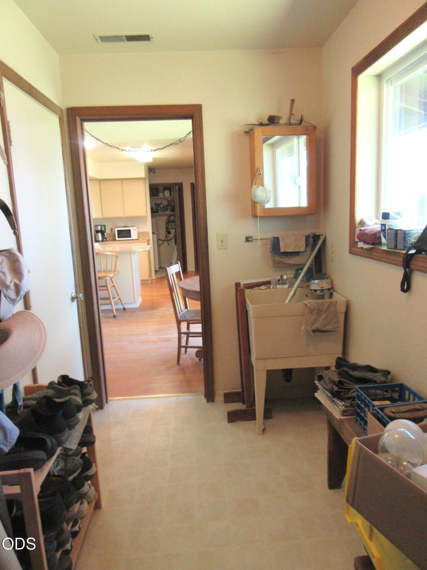 2917 Shady Dell Road Macdoel, CA 96058 - Photo 16 of 77