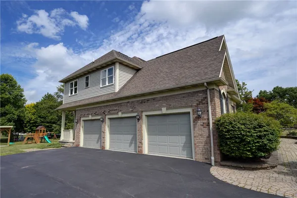 $3,600 | 83 Angels Path, Penfield, NY 14580