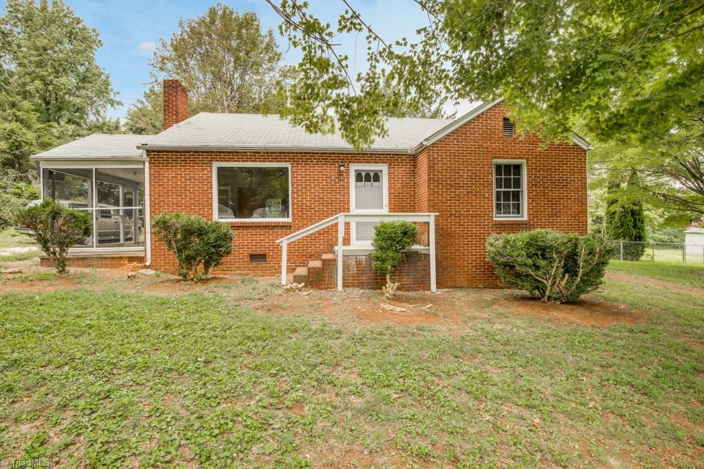 215 Model Farm Road High Point, NC 27263 - Photo 1 of 21 Gallery Image 1