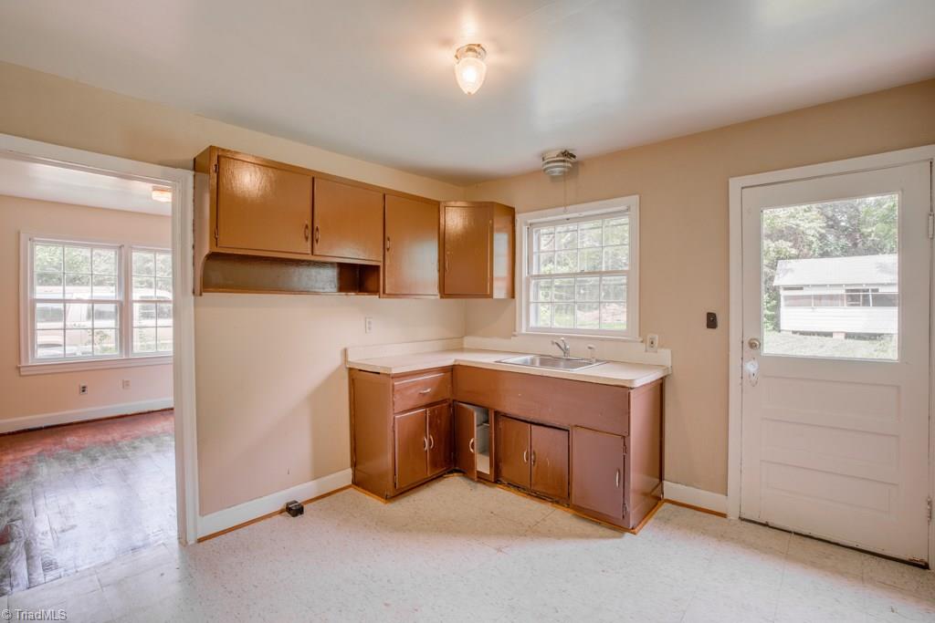 215 Model Farm Road High Point, NC 27263 - Photo 10 of 21 Gallery Image 10