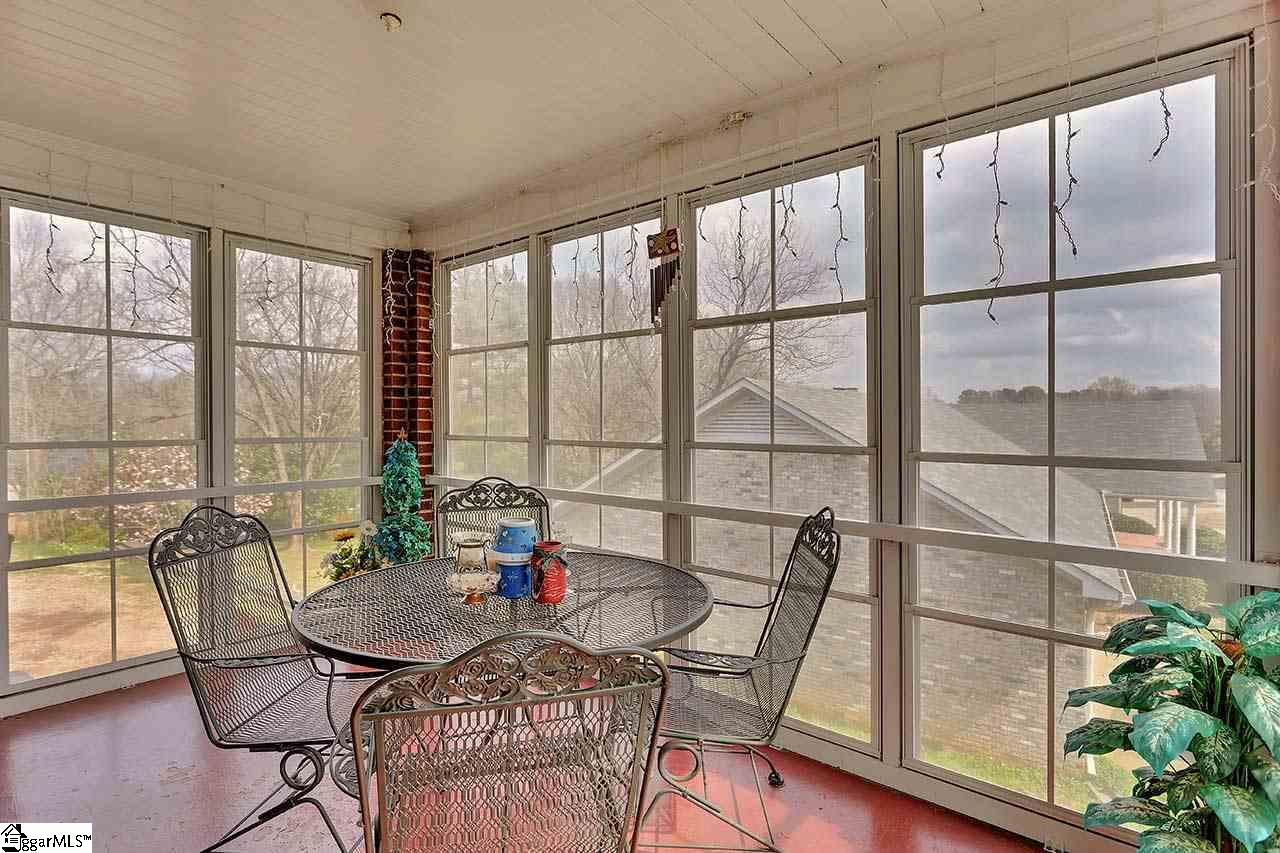 305 Edwards Road Greenville, SC 29615 - Photo 14 of 36 Gallery Image 14