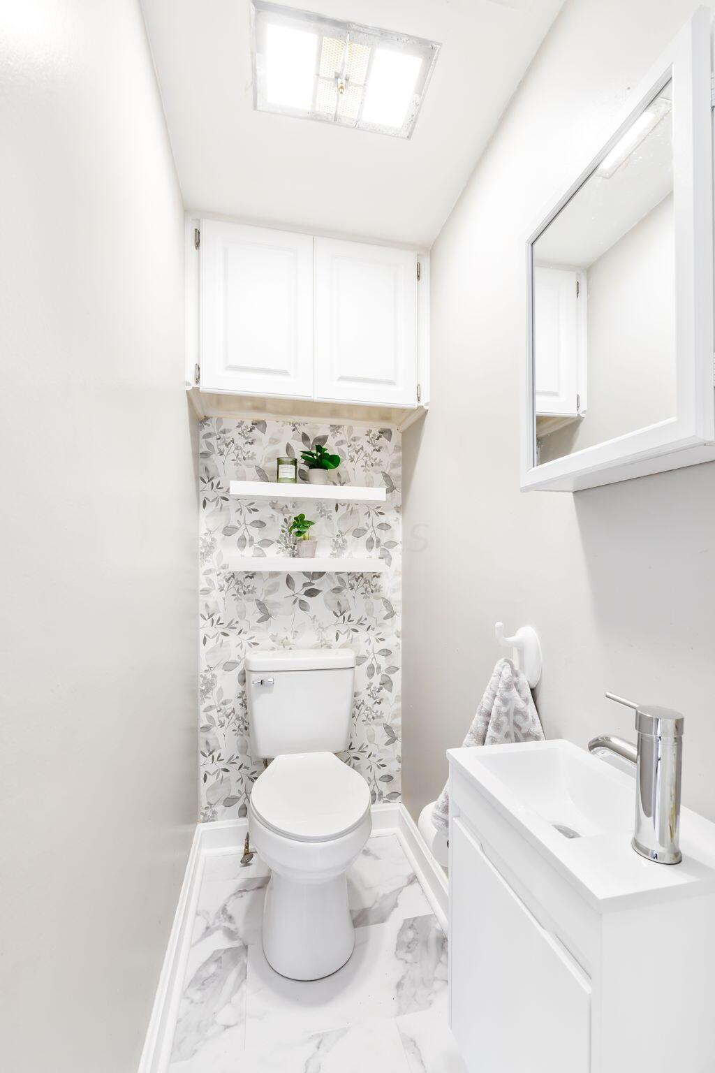 235 Walhalla Road Columbus, OH 43202 - Photo 21 of 48 235 Walhalla Rd (Interior)-23