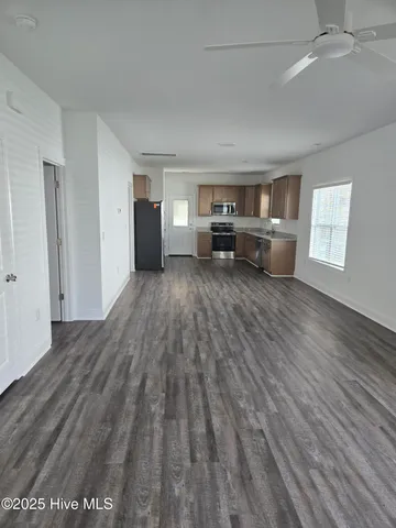 $1,850 | 813 Sarah Rebecca Drive, Unit B, Greenville, NC 27834