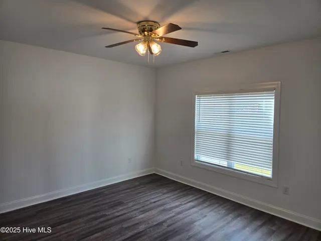 $1,850 | 813 Sarah Rebecca Drive, Unit B, Greenville, NC 27834