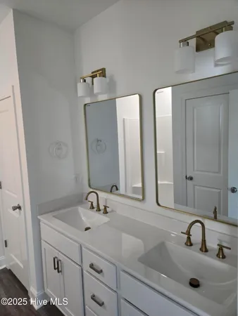 $1,850 | 813 Sarah Rebecca Drive, Unit B, Greenville, NC 27834