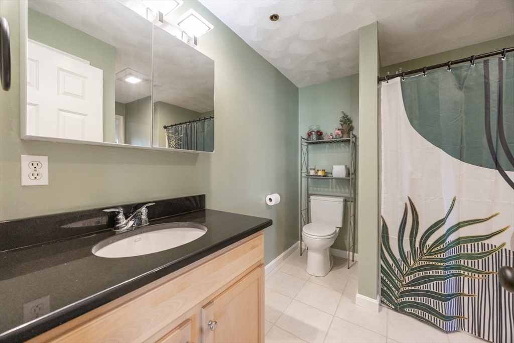 11 A Endicott Street, Unit 3 Peabody, MA 01960 - Photo 15 of 29