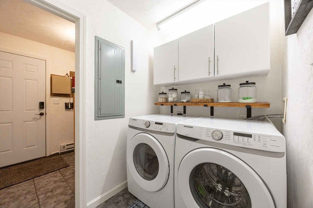 11 A Endicott Street, Unit 3 Peabody, MA 01960 - Photo 26 of 29