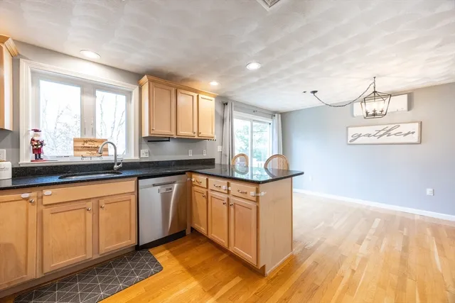 $499,900 | 11 A Endicott Street, Unit 3, Peabody, MA 01960