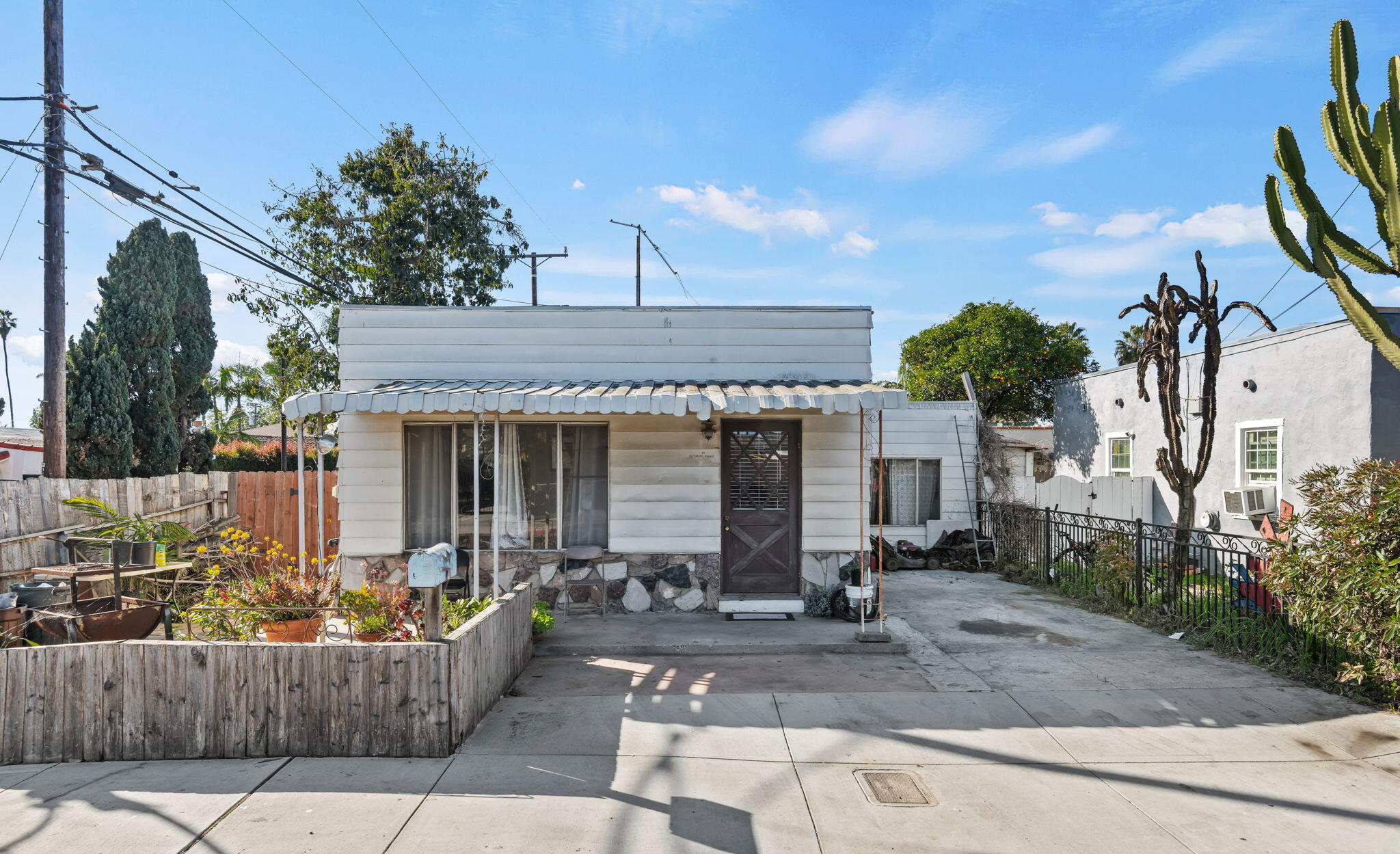 99 Nectarine Avenue Goleta, CA 93117 - Photo 1 of 11 01-Exterior View