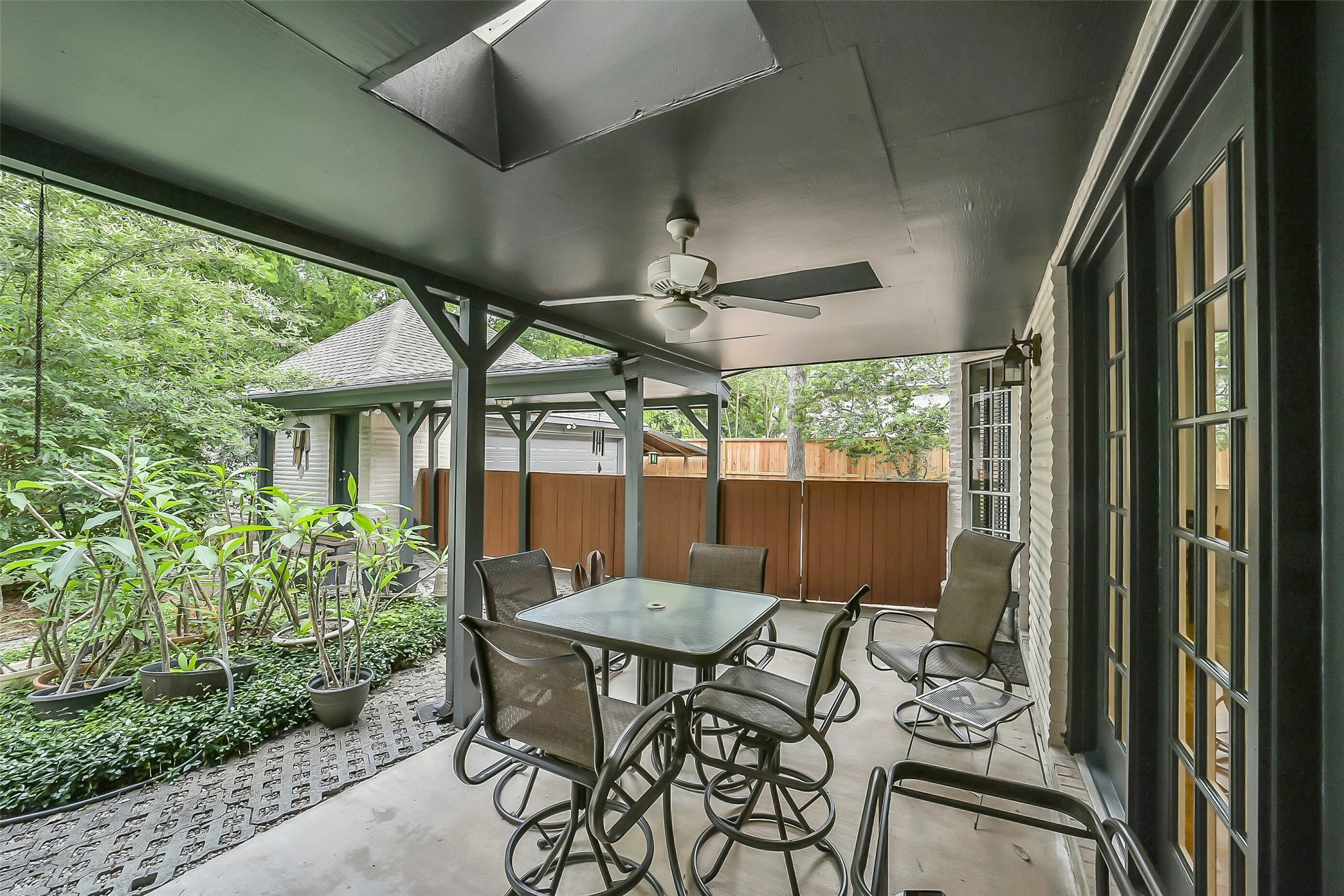 1260 Fries Road Houston, TX 77055 - Photo 36 of 42