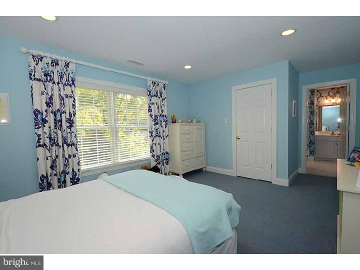 321 Exeter Road Devon, PA 19333 - Photo 17 of 25 Bedroom 2