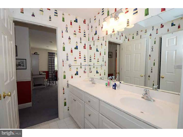 321 Exeter Road Devon, PA 19333 - Photo 19 of 25 Bathroom