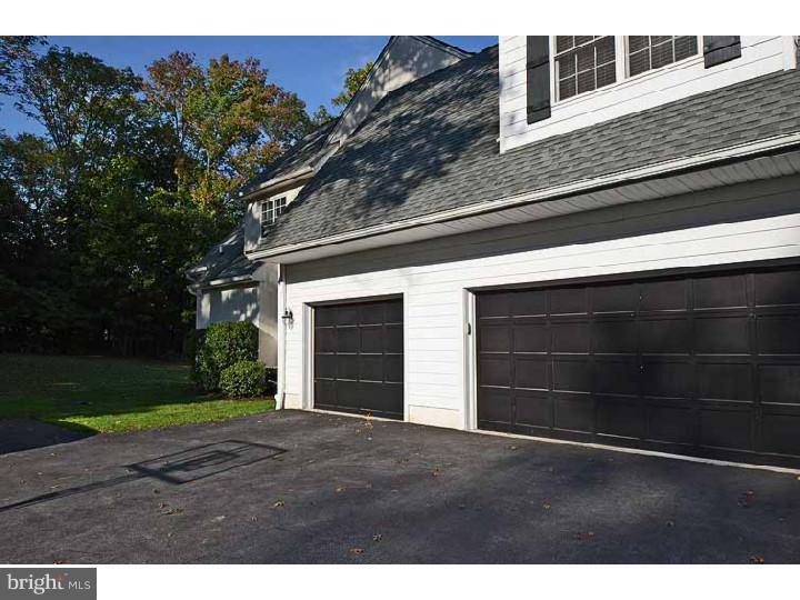 321 Exeter Road Devon, PA 19333 - Photo 23 of 25 Garage