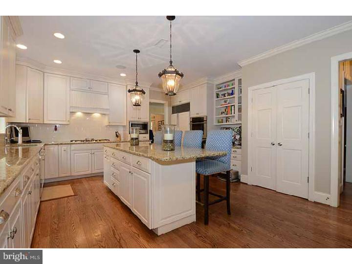 321 Exeter Road Devon, PA 19333 - Photo 7 of 25 Kitchen