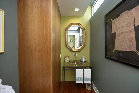 $885,000 | 601 West Rosemary Street, Unit 905, Chapel Hill, NC 27516