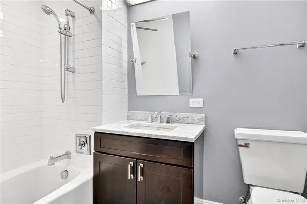 $4,500 | 225 Stanley Avenue, Unit 204, Mamaroneck, NY 10543