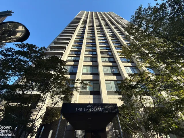 $1,195,000 | 300 East 59th Street, Unit 607 | Sutton Place