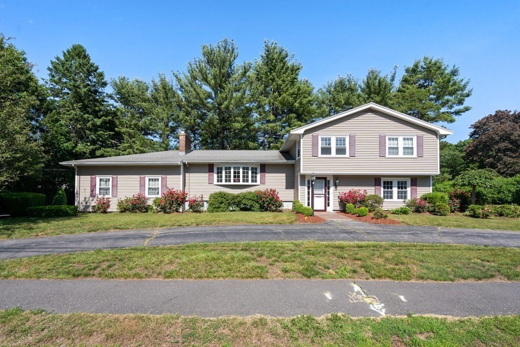 24 Strasser Avenue Westwood, MA 02090 - Photo 2 of 32