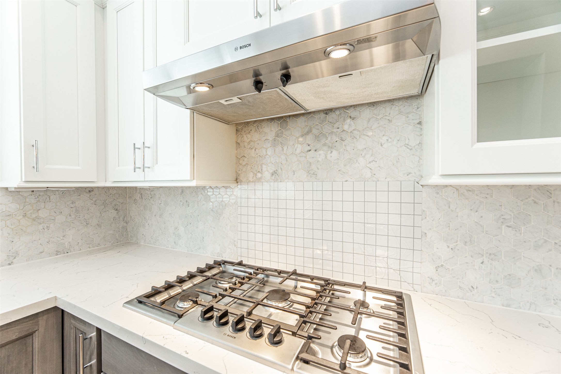 2028 Waterloo Station Road Houston, TX 77045 - Photo 17 of 34 a bathroom with a sink a vanity and a shower