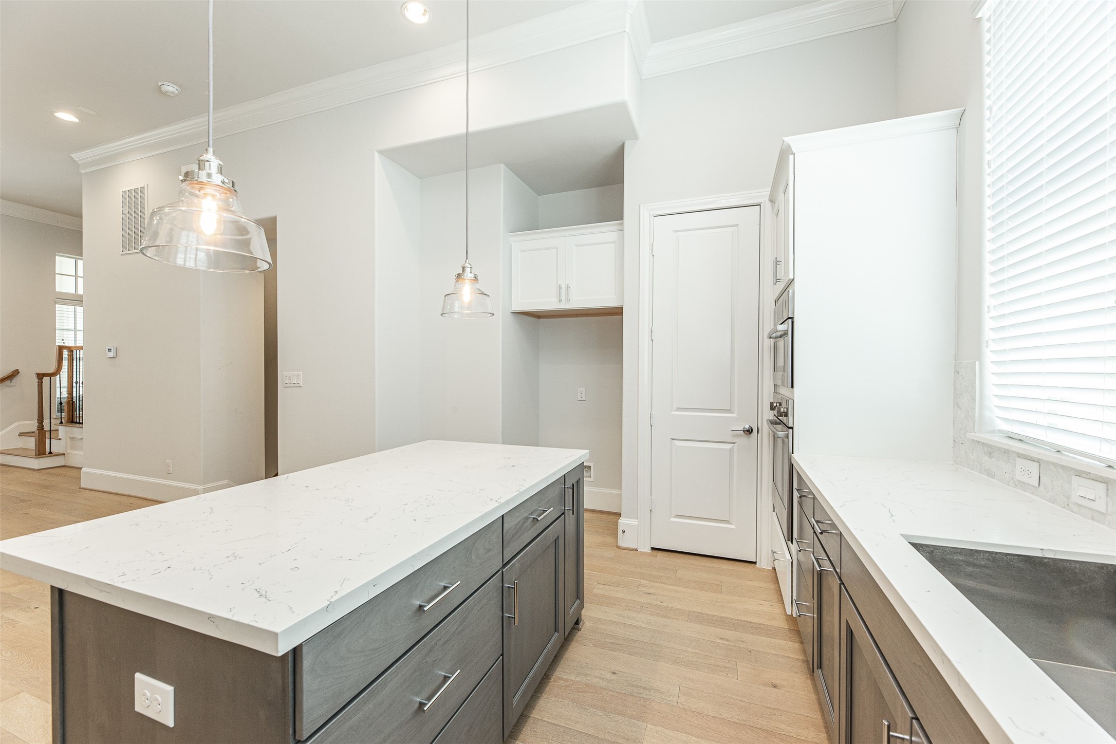2028 Waterloo Station Road Houston, TX 77045 - Photo 19 of 34 a bathroom with a sink a mirror and a shower