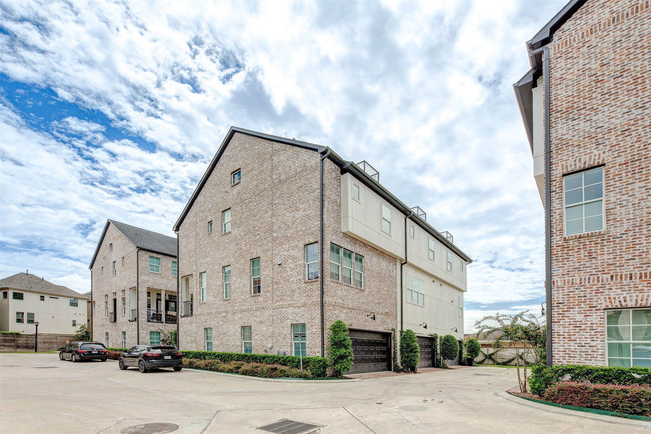 2028 Waterloo Station Road Houston, TX 77045 - Photo 33 of 34 a front view of a building with street