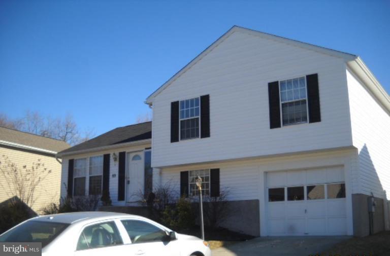 69 Yew Road Essex, MD 21221 - Photo 1 of 6 Exterior (Main)
