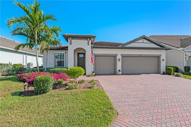 $745,000 | 3865 Helmsman Drive, Naples, FL 34120