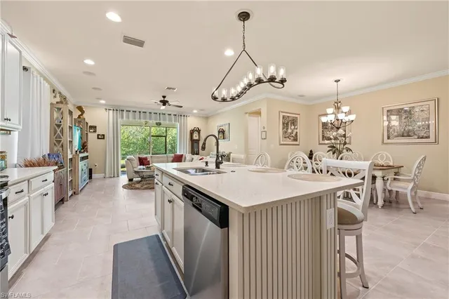 $745,000 | 3865 Helmsman Drive, Naples, FL 34120