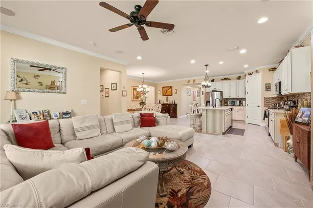 $745,000 | 3865 Helmsman Drive, Naples, FL 34120