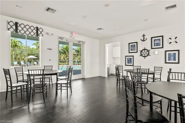 $745,000 | 3865 Helmsman Drive, Naples, FL 34120