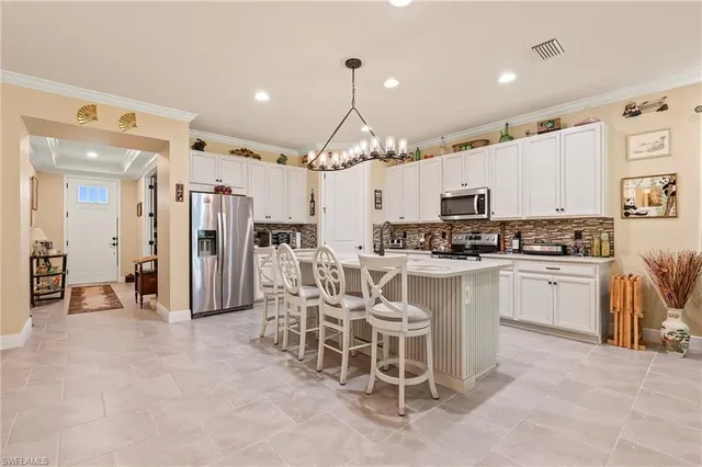 $745,000 | 3865 Helmsman Drive, Naples, FL 34120