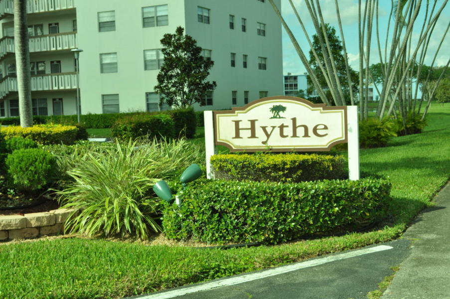 4052 Hythe A, Unit 4052 Boca Raton, FL 33434 - Photo 8 of 26 4052 Hythe C 8
