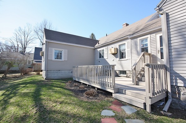 2 Stoneleigh Road Worcester, MA 01606 - Photo 21 of 23 Gallery Image 21