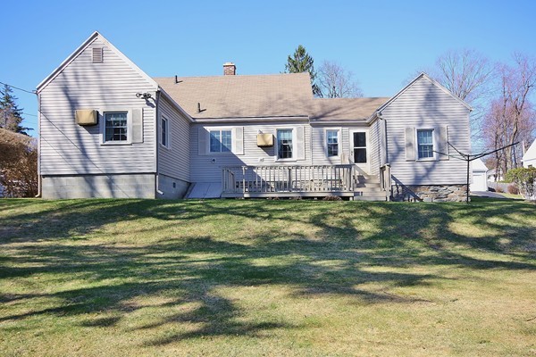 2 Stoneleigh Road Worcester, MA 01606 - Photo 22 of 23 Gallery Image 22