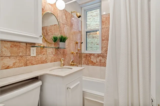 $900,000 | 70 Phillips Street, Unit 3, Boston, MA 02114