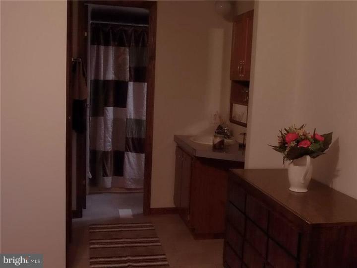 343 Longview Road Boyertown, PA 19512 - Photo 7 of 12 Gallery Image 7