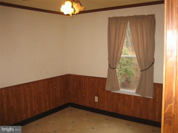 343 Longview Road Boyertown, PA 19512 - Photo 8 of 12 Gallery Image 8
