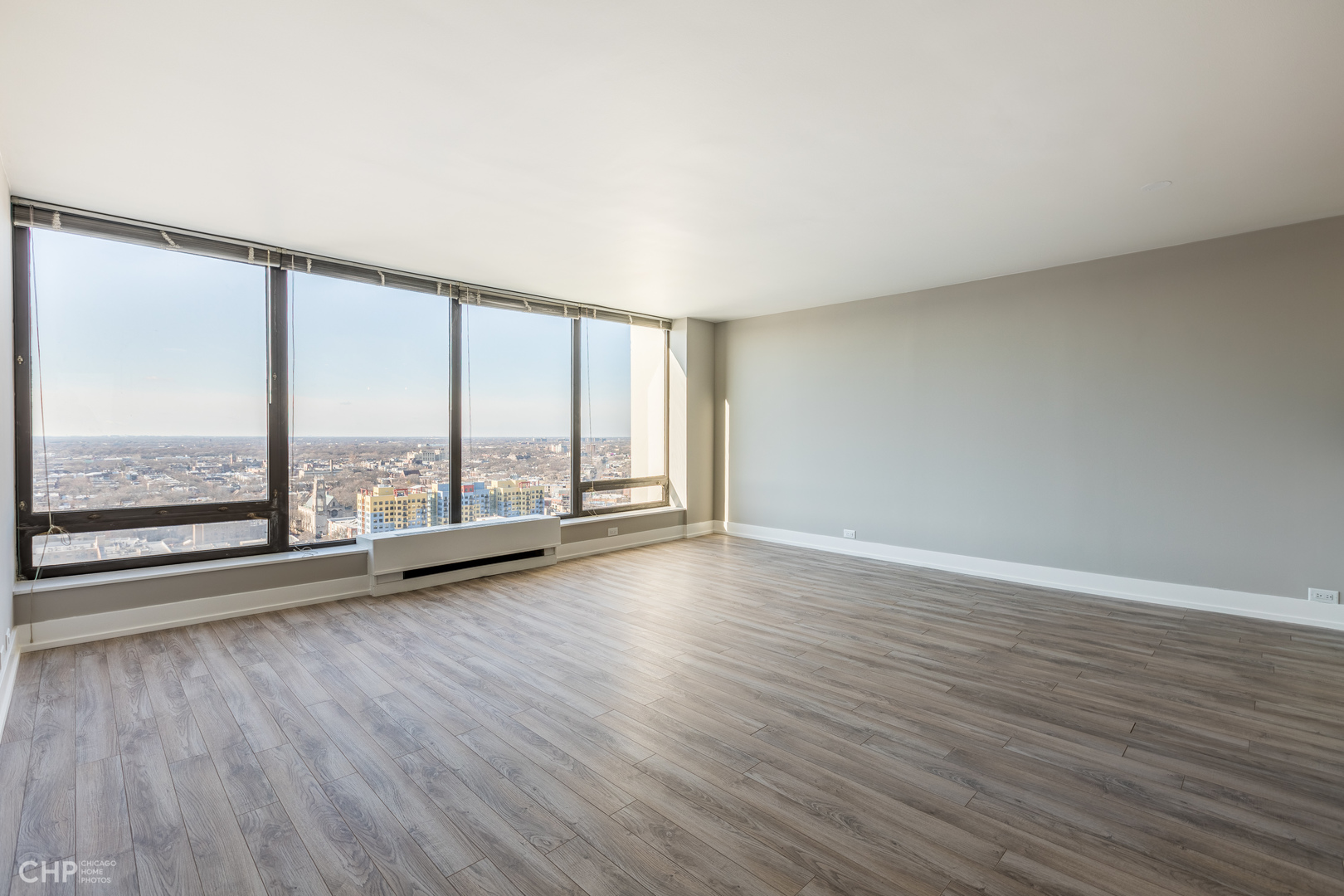 5445 North Sheridan Road, Unit 2711 Chicago, IL 60640 - Photo 5 of 12