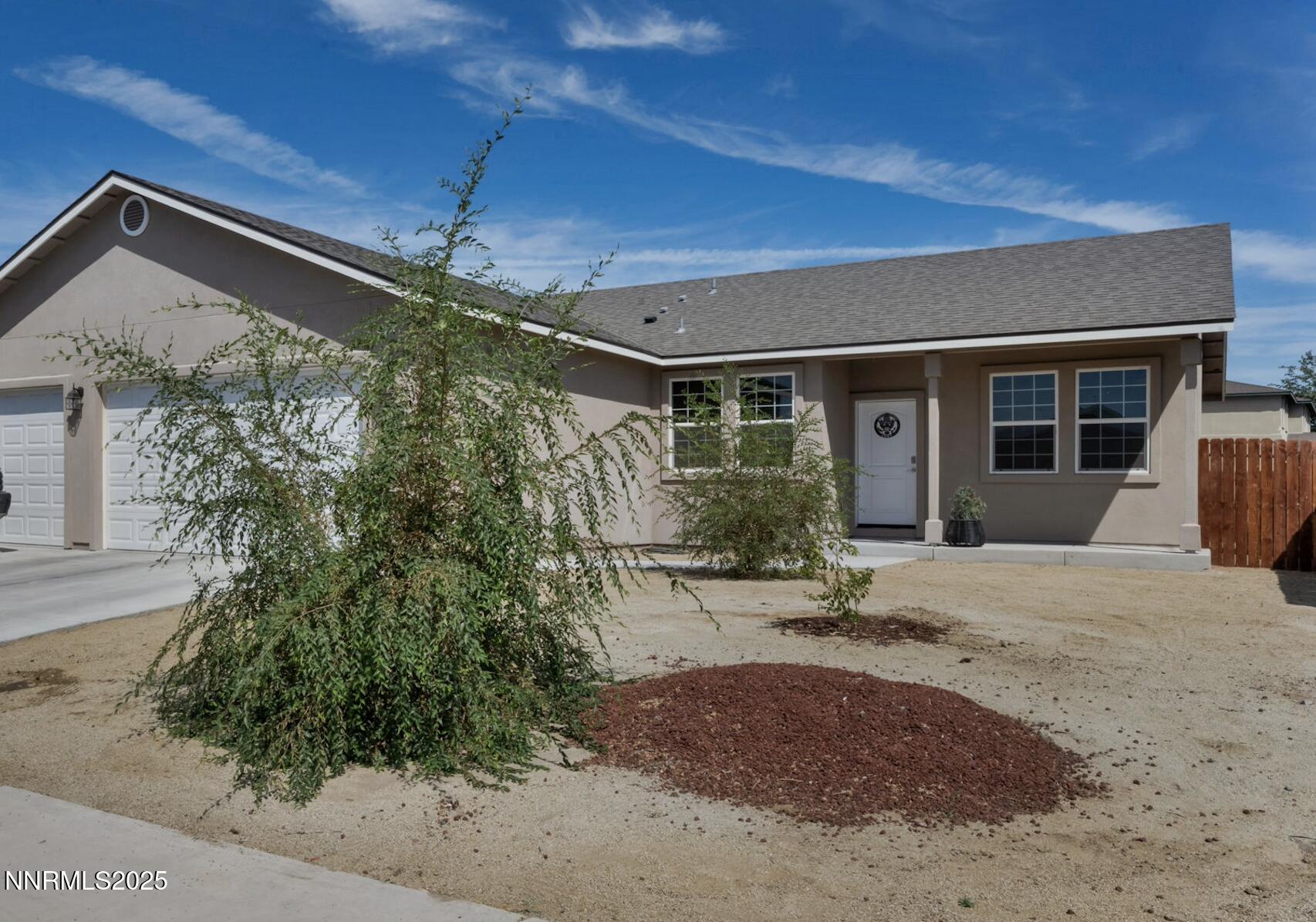 665 Beeghly Drive Fallon, NV 89406 - Photo 1 of 31 a view of a house with a yard