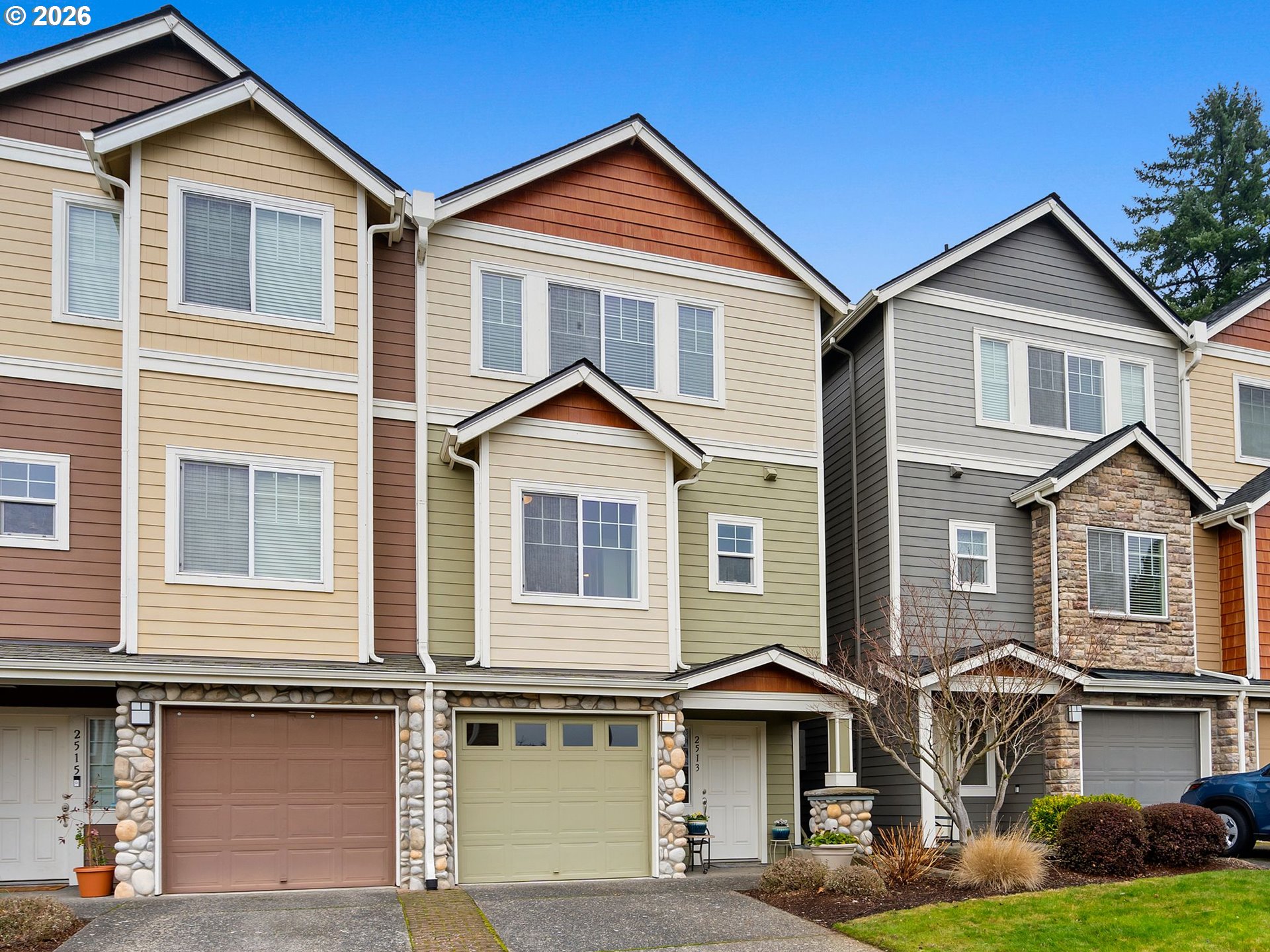 2513 Northwest 3rd Terrace Gresham, OR 97030 - Photo 38 of 38 a front view of a house with a yard