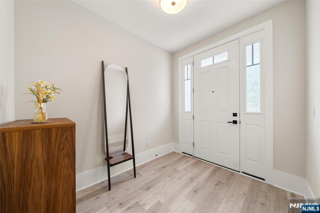 3 Azalea Lane Cedar Grove, NJ 07009 - Photo 4 of 39