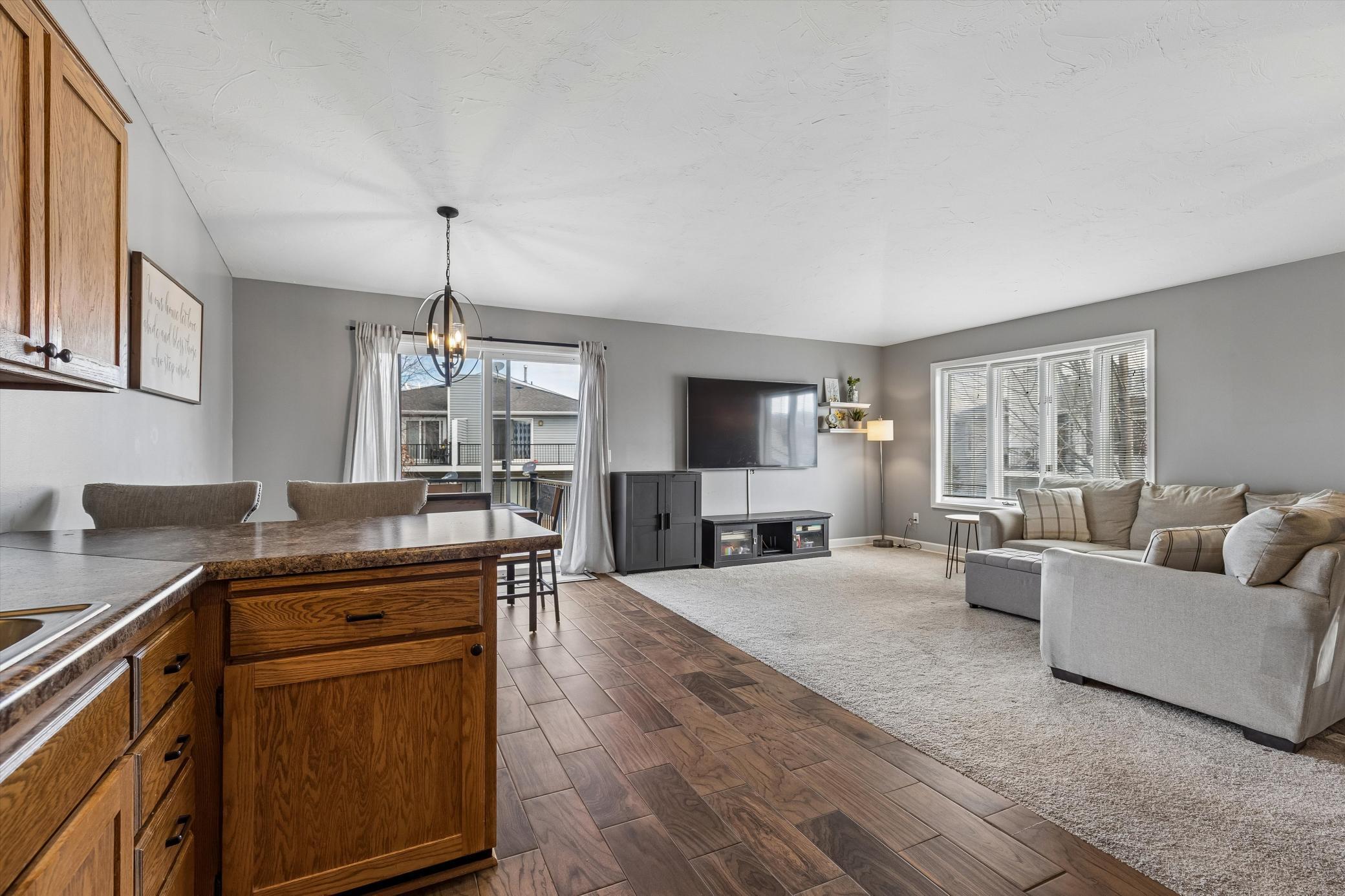 14805 Lower Endicott Way Apple Valley, MN 55124 - Photo 22 of 45